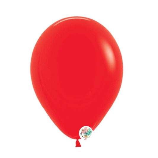 100-pack red latex balloons by 7Circles in 5, 9, and 11 inches, perfect for elegant party decor. Globos rojos para eventos.